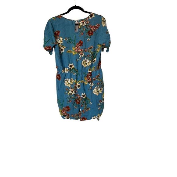 Xhilaration Bright Blue Floral Romper - Picture 2 of 10